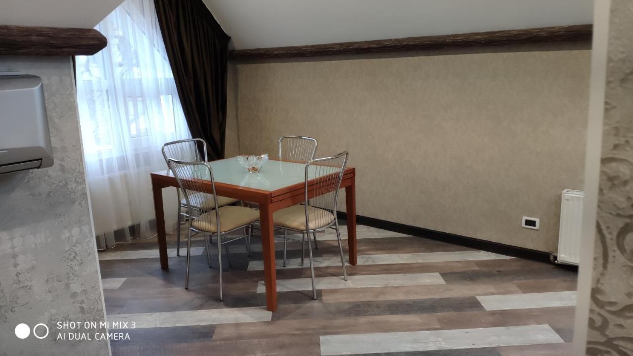 White House Aparthotel Balti Kültér fotó