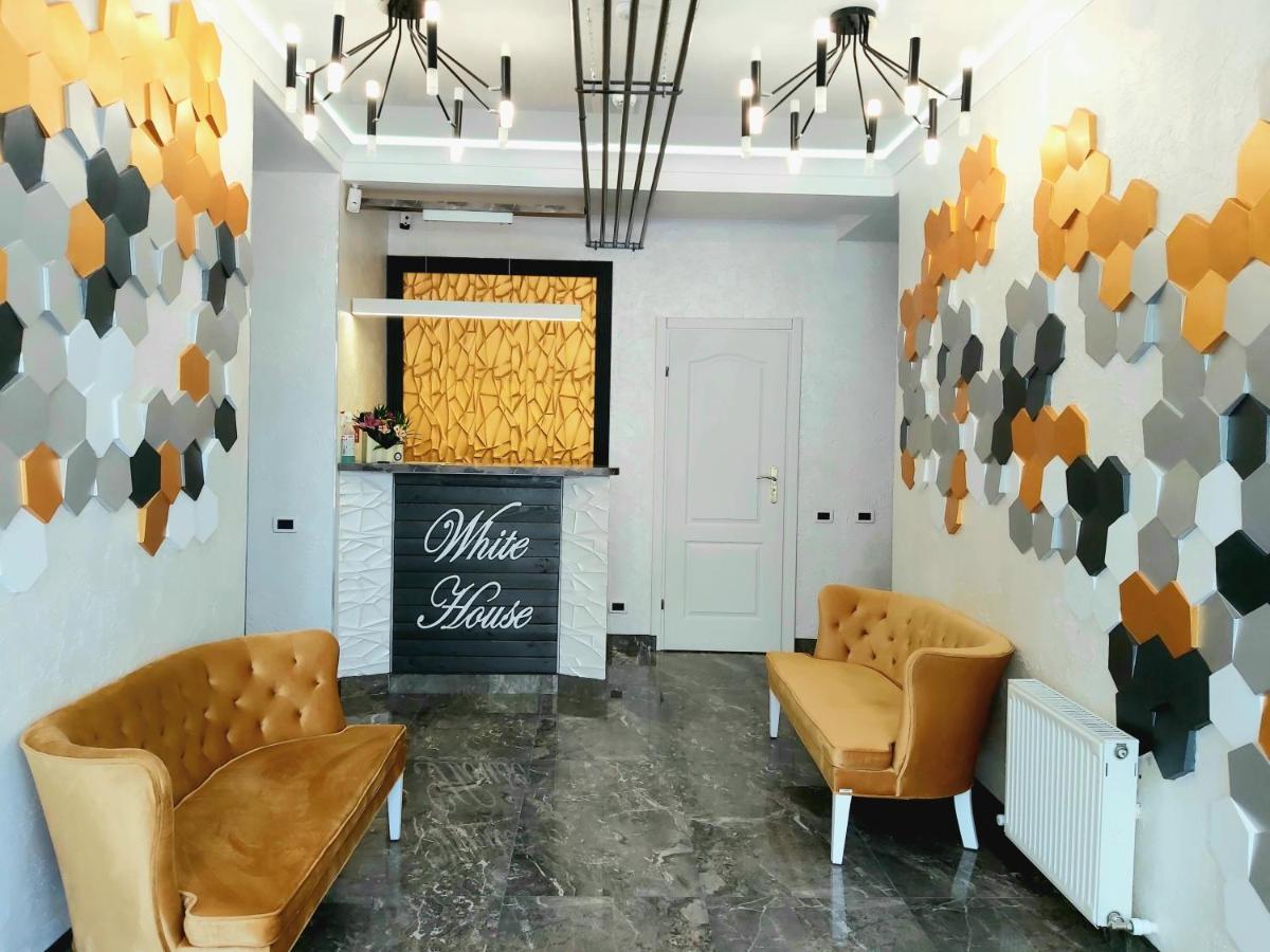 White House Aparthotel Balti Kültér fotó