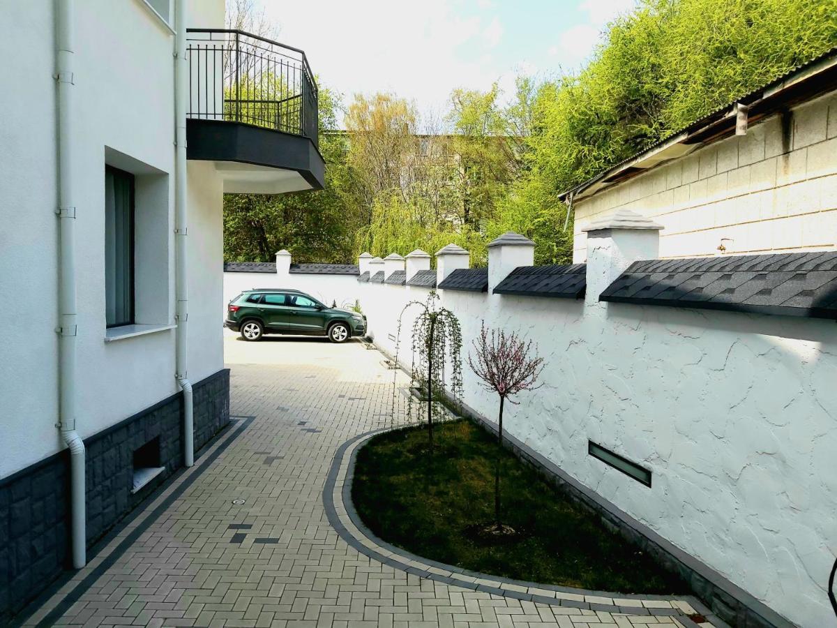 White House Aparthotel Balti Kültér fotó