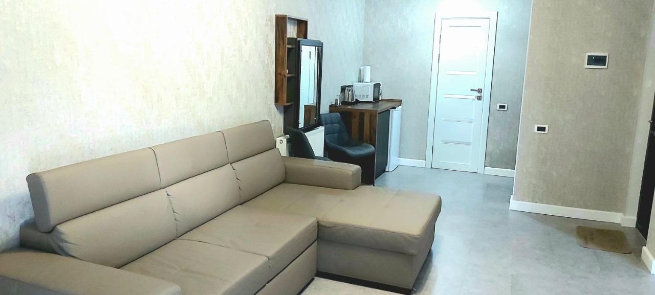 White House Aparthotel Balti Kültér fotó