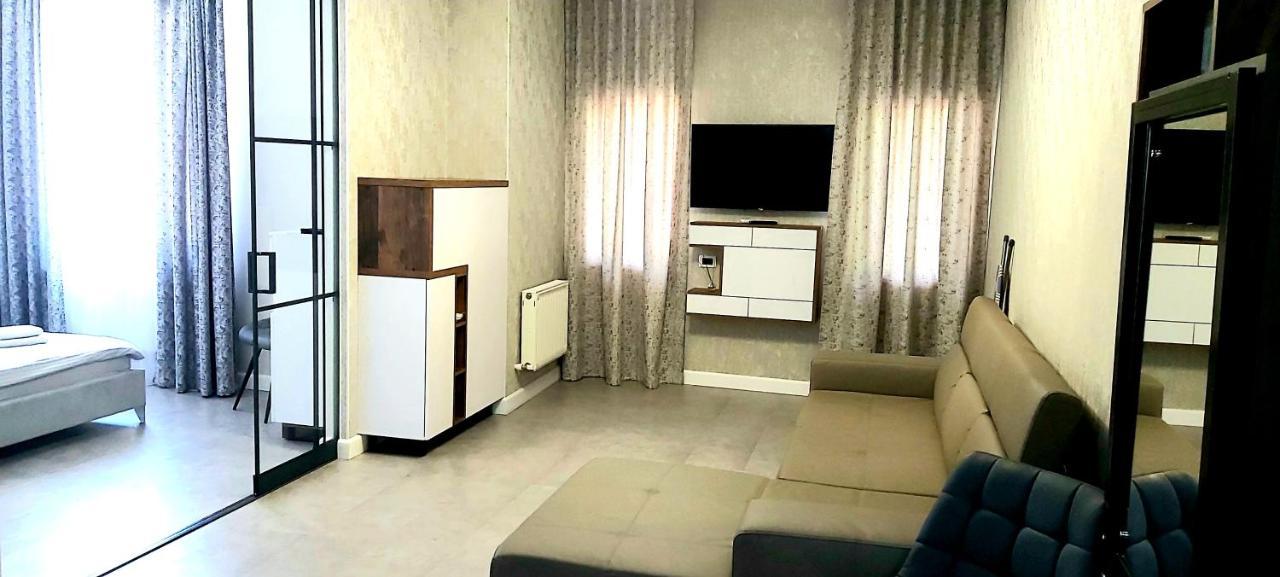 White House Aparthotel Balti Kültér fotó